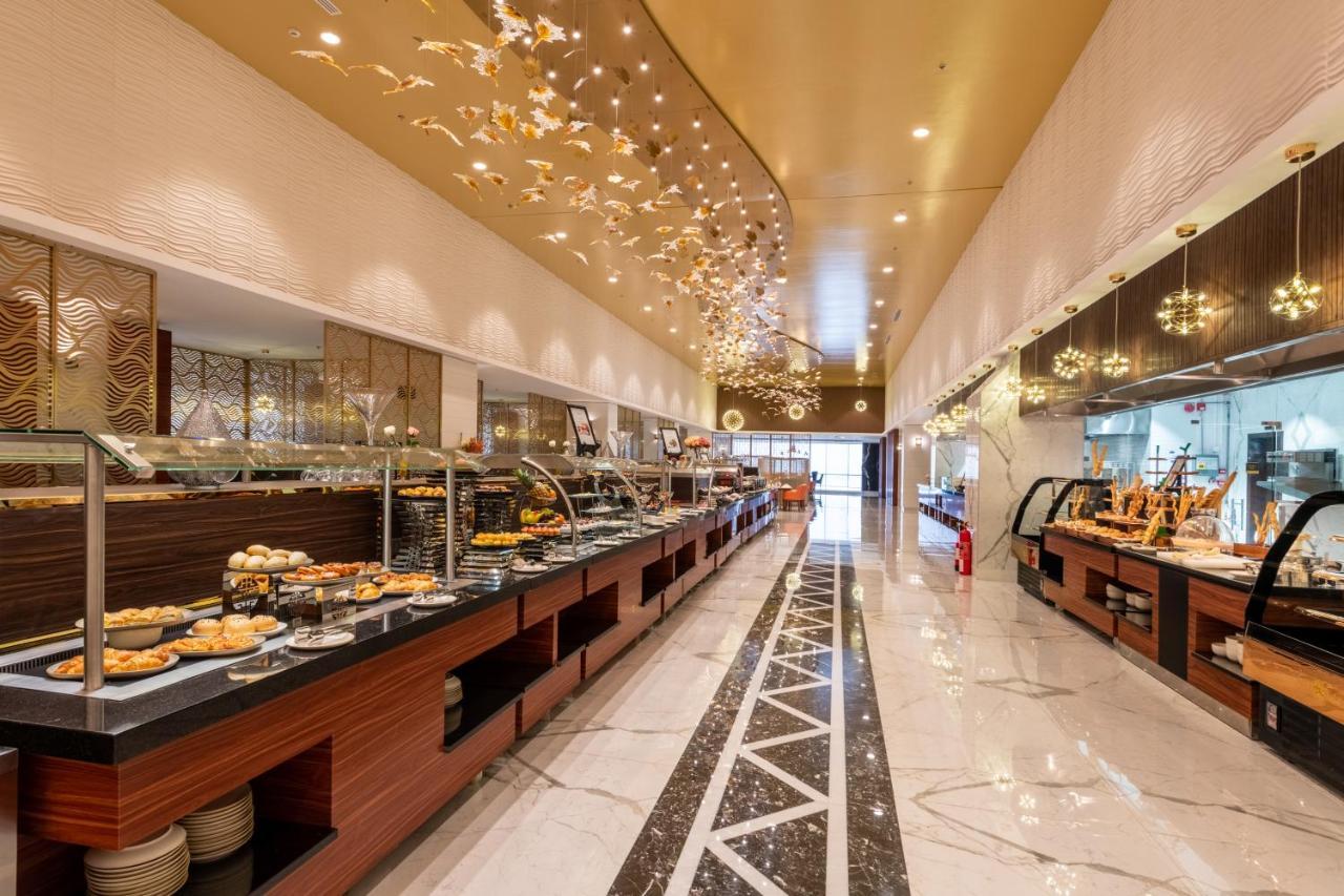 Nivel Hotel Abha Khamis Mushait Exterior photo The buffet at the hotel