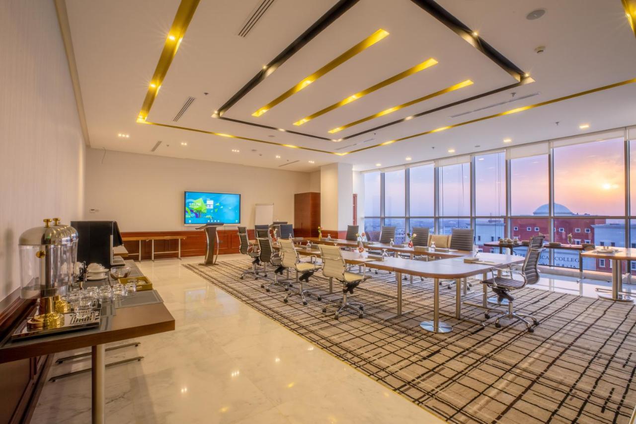 Nivel Hotel Abha Khamis Mushait Exterior photo Meeting room at the hotel