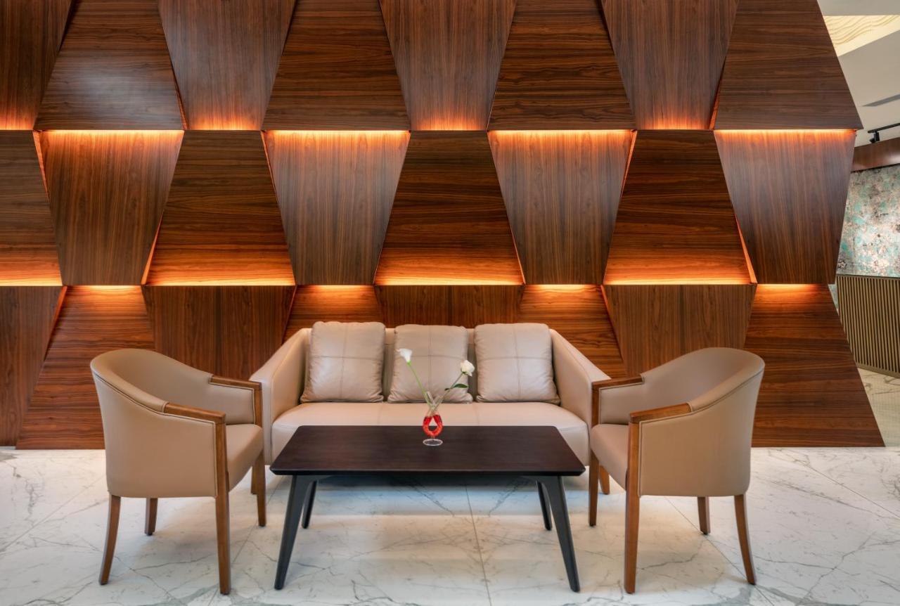 Nivel Hotel Abha Khamis Mushait Exterior photo The lobby of the hotel