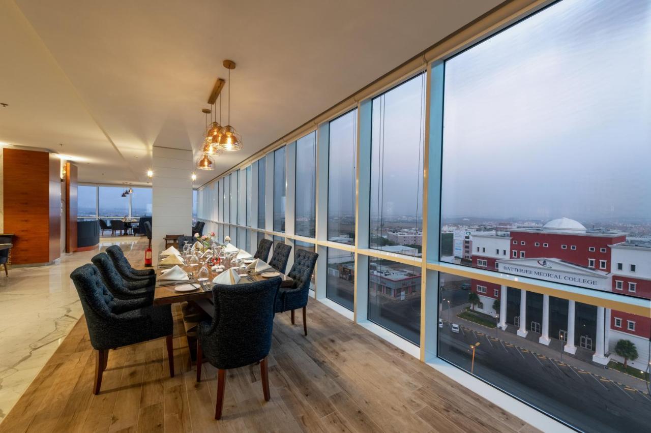 Nivel Hotel Abha Khamis Mushait Exterior photo The 360° view from the 360° restaurant