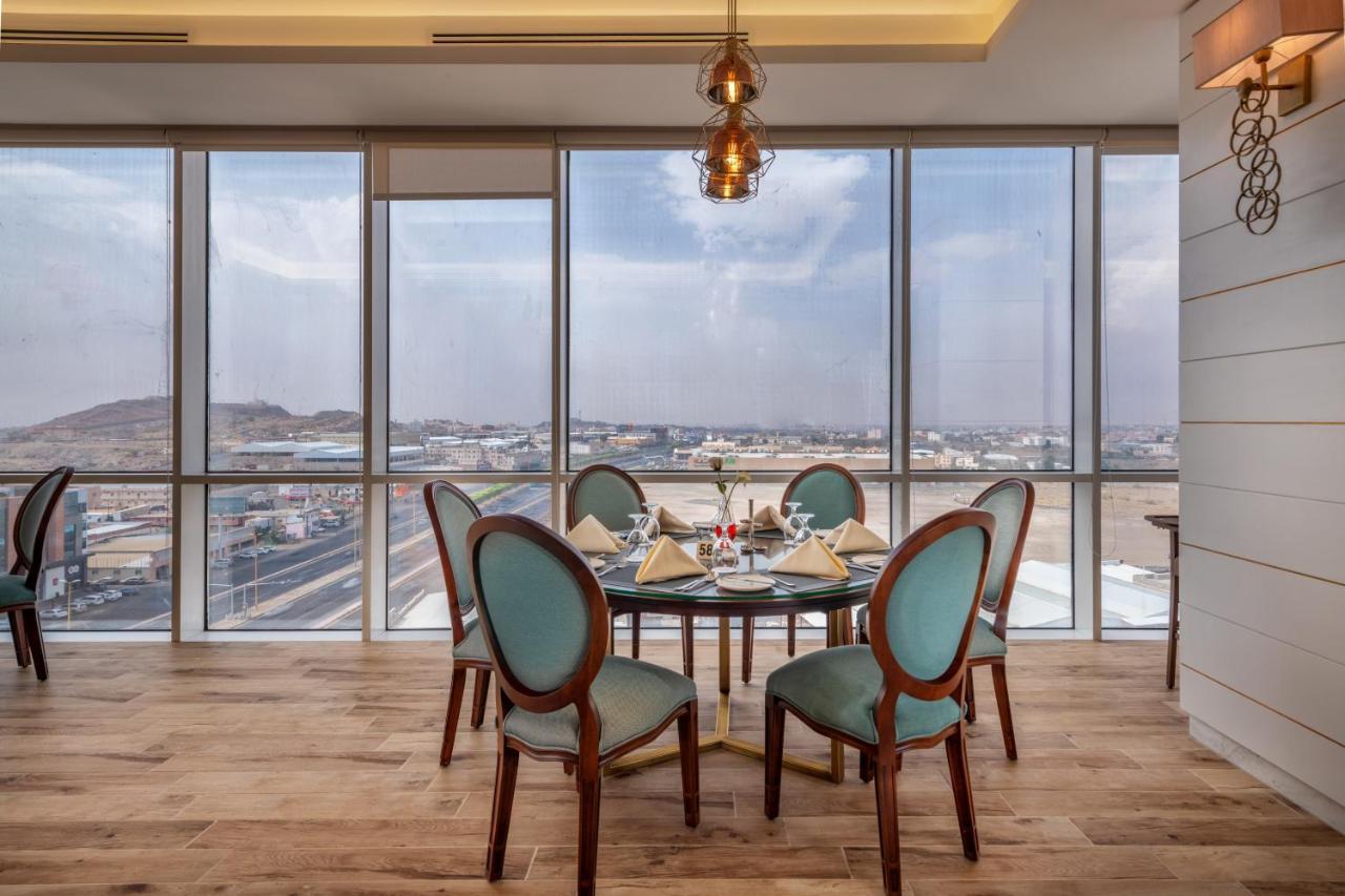 Nivel Hotel Abha Khamis Mushait Exterior photo Dining room