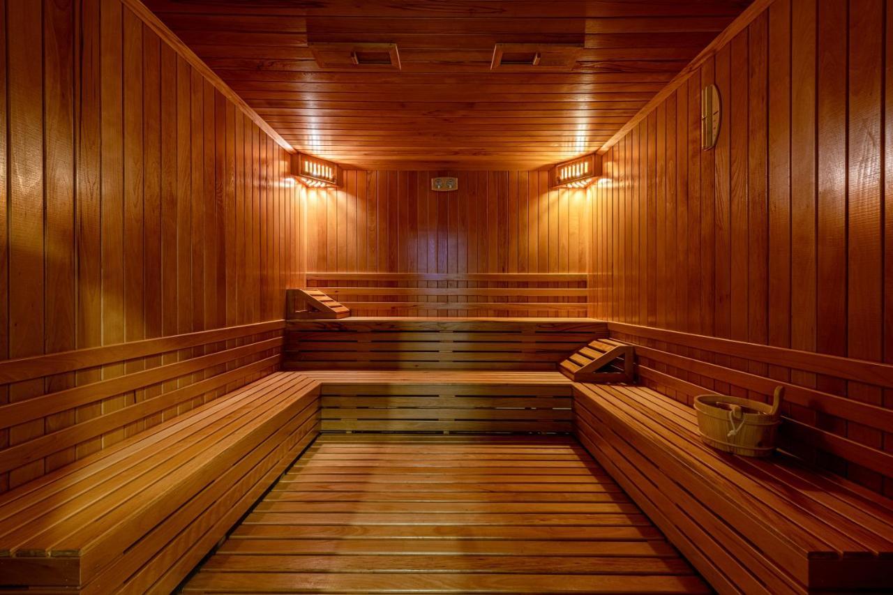 Nivel Hotel Abha Khamis Mushait Exterior photo A Finnish sauna