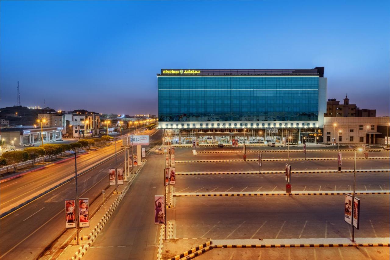 Nivel Hotel Abha Khamis Mushait Exterior photo Sheraton Riyadh Hotel