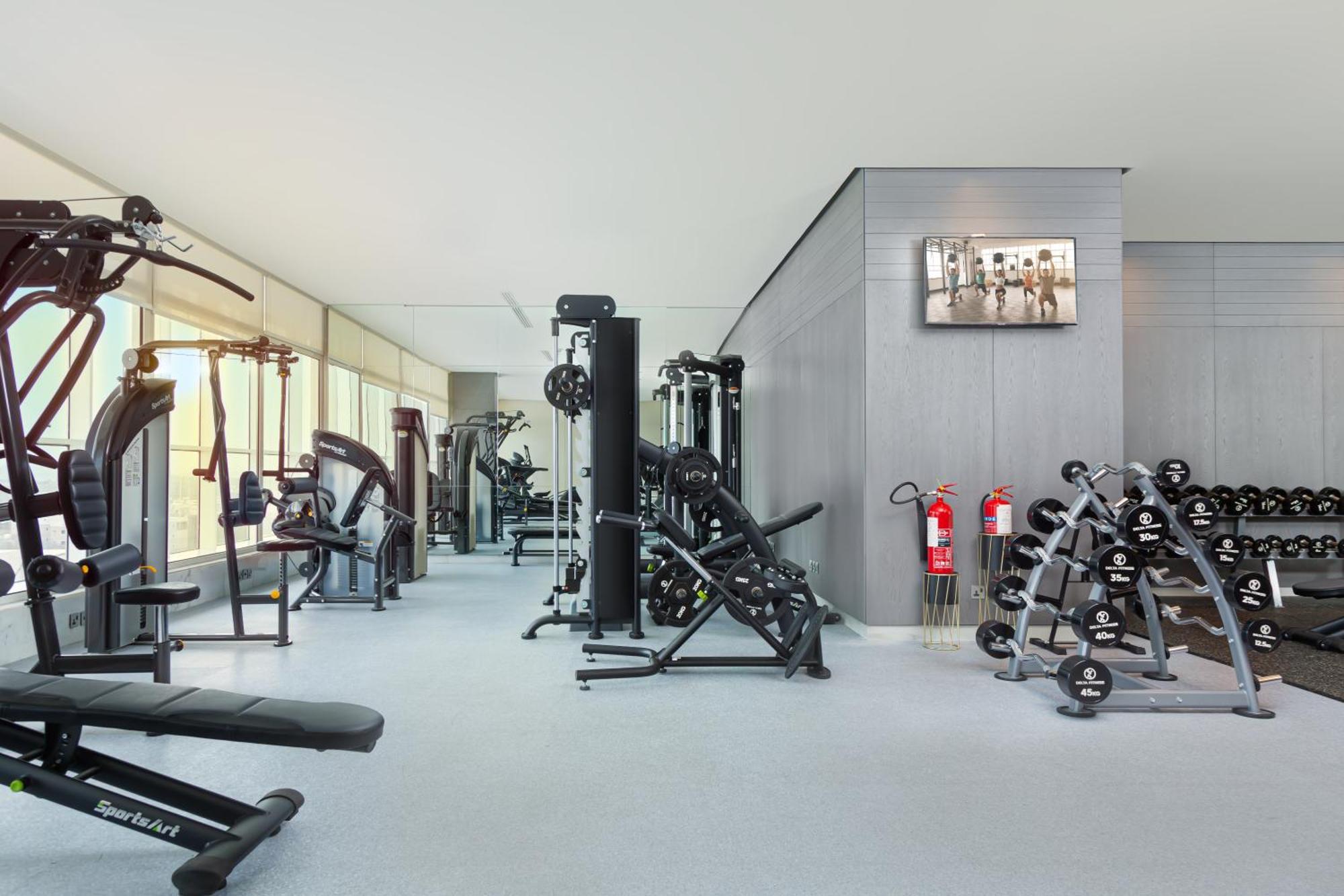 Nivel Hotel Abha Khamis Mushait Exterior photo The gym at the hotel